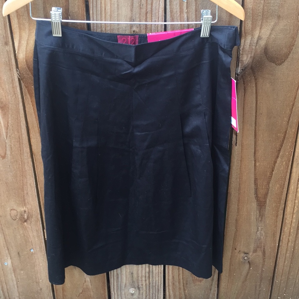 212 Collection Black Tie Skirt Sz 6 NWT